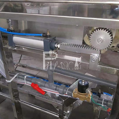 Sus 316 машина завалки кувшина галлона 3 200BPH с держателем бутылки